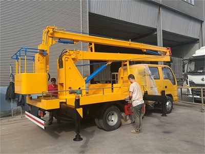 国五高空作业车价格解析与市场选购指南